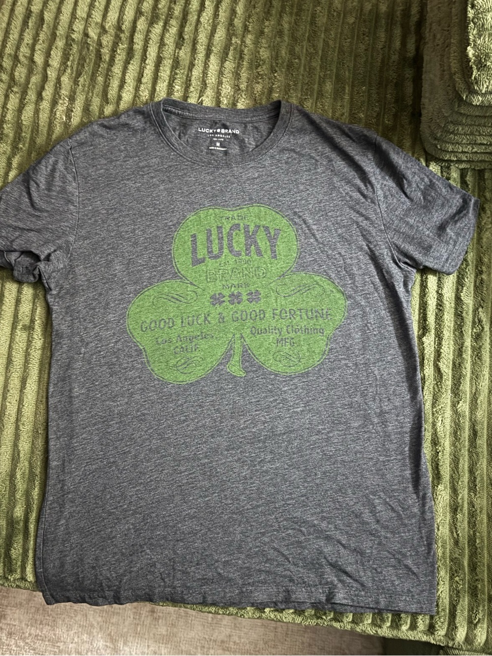 Lucky Brand Men’s size Medium short sleeve Graphic t-shirt tee